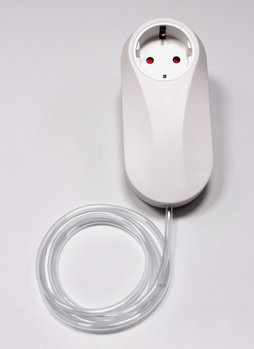 EcoMaster externá medzizásuvka s pneuspínačom. 220 -240V, max 10A