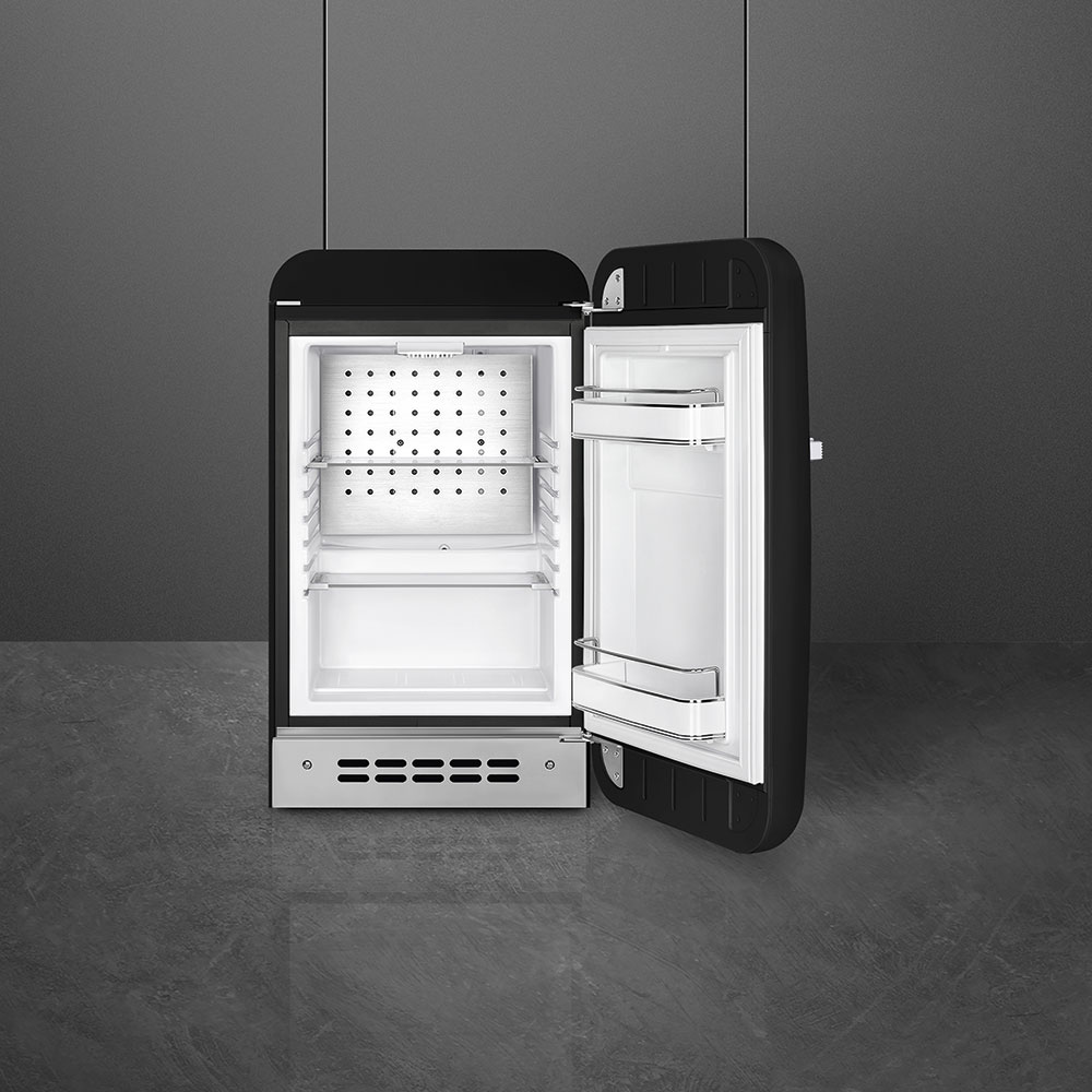 Minibar Smeg FAB5RBL5 čierna pravý pánt