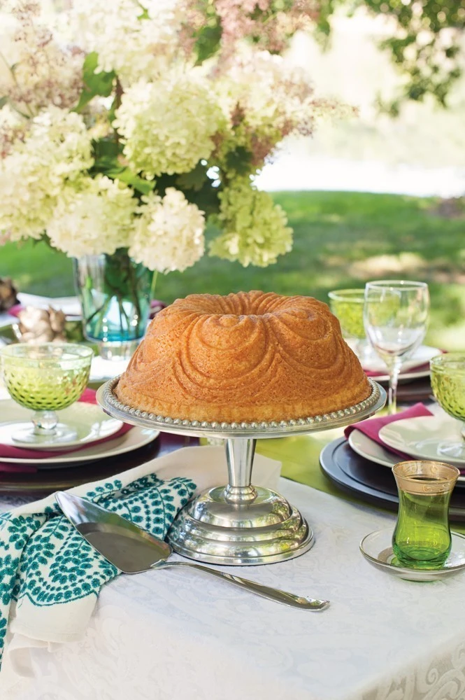 Nordic Ware forma na bábovku Chiffon, zlatá, 2,4 l
