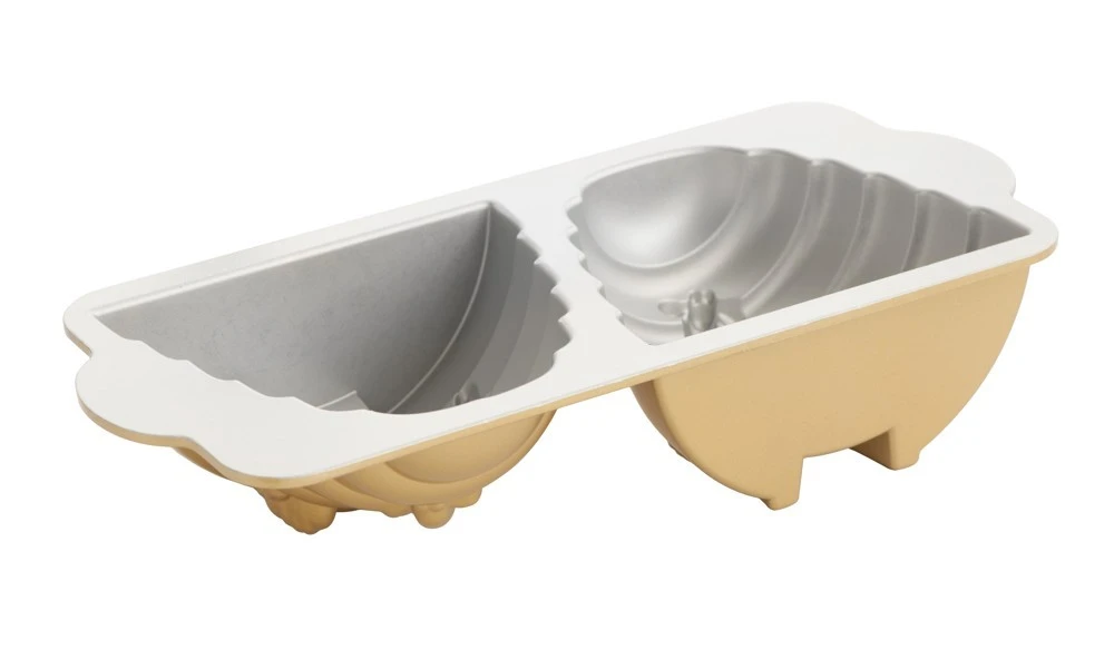 Nordic Ware forma na bábovku včelí úľ 3D zlatá, 2,3 l