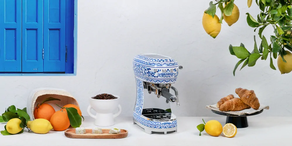 Espresso Kávovar Smeg ECF02DGBEU Dolce&Gabbana