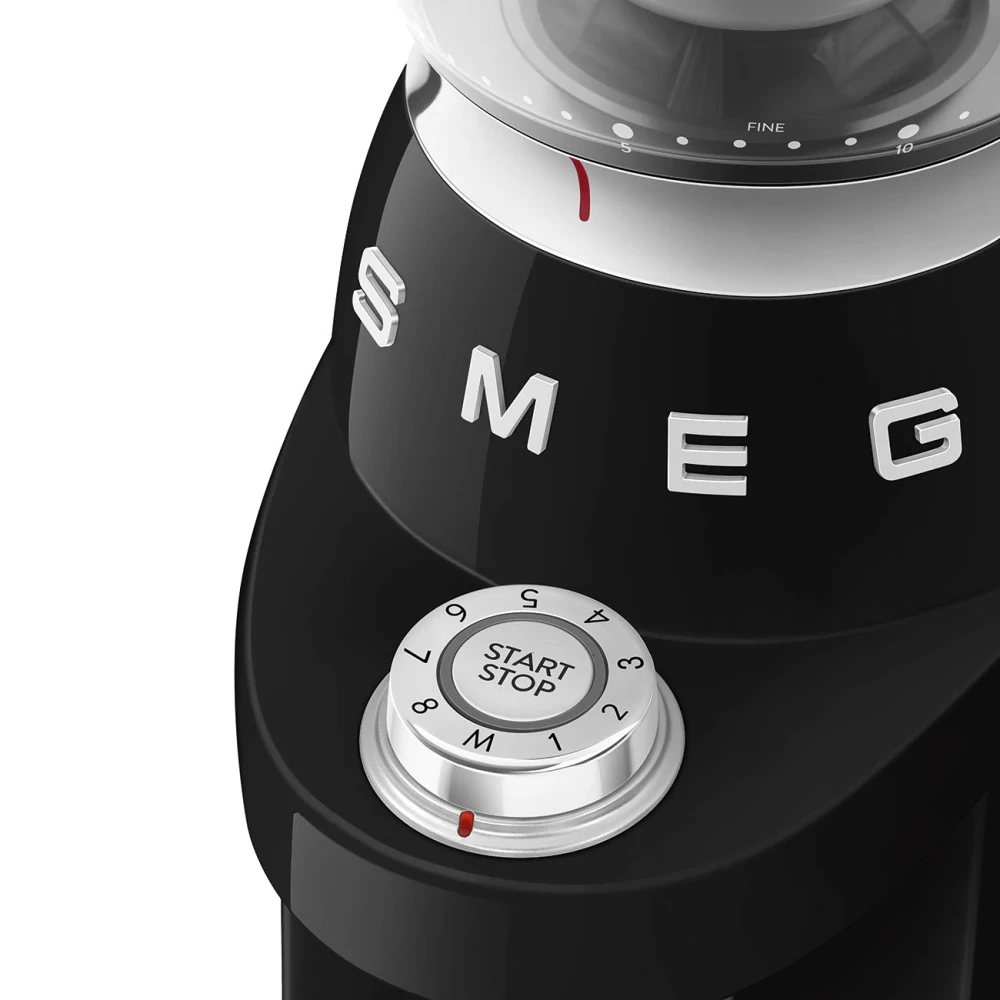Mlynček na kávu Smeg CGF03BLEU čierna